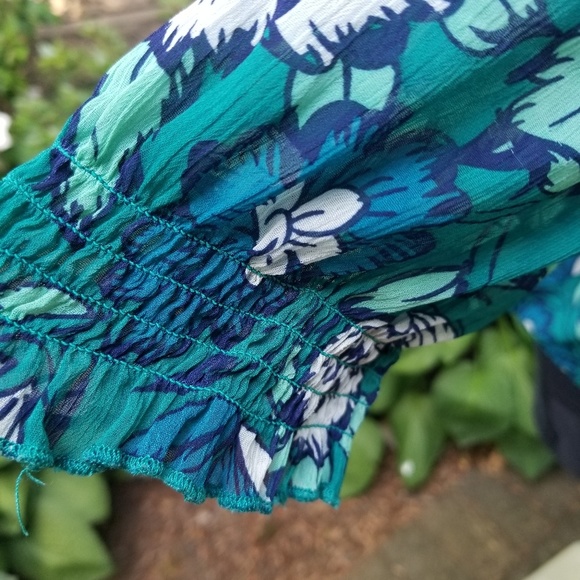 Old Navy Light Sheer Floral Blouse, Smocked Trims - Picture 7 of 8